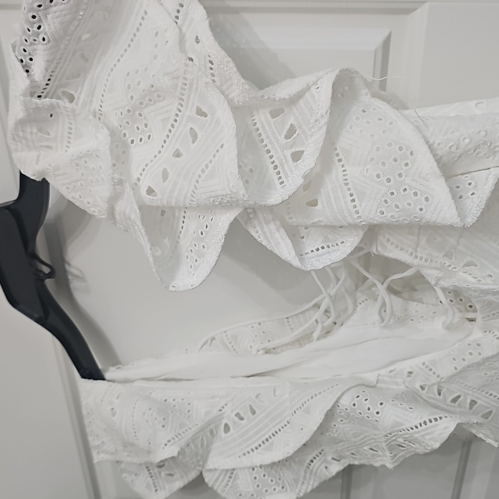 Choosy White Lace-Detailed Romper NWT Size XS - Picture 6 of 6